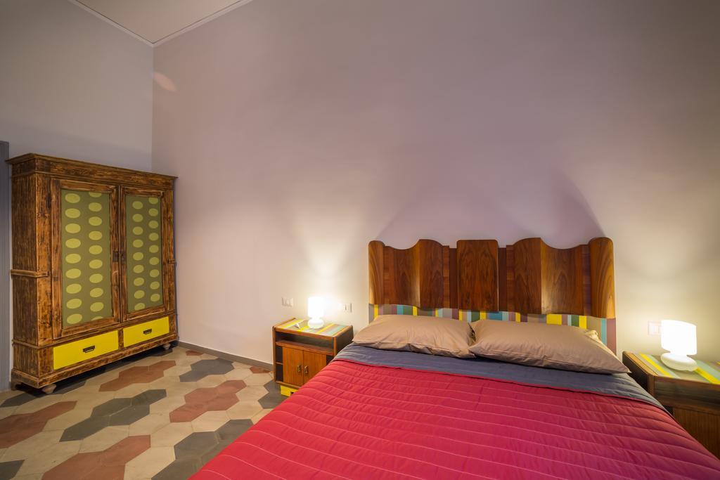 The Foria House By House In Naples Bed & Breakfast Oda fotoğraf