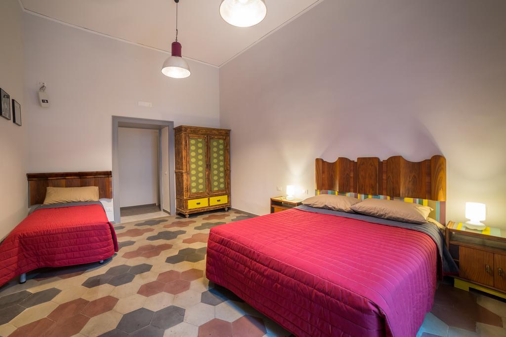 The Foria House By House In Naples Bed & Breakfast Oda fotoğraf